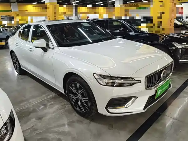 Volvo S60 2026
