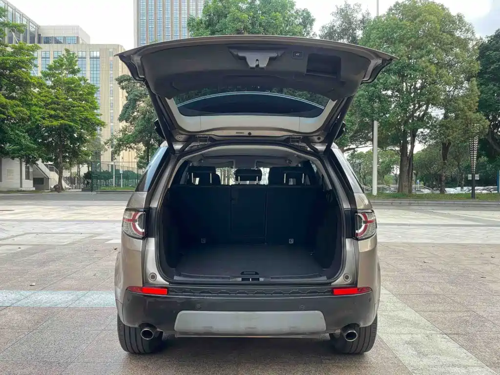 Land Rover Discovery Sport 2015 — фото 21