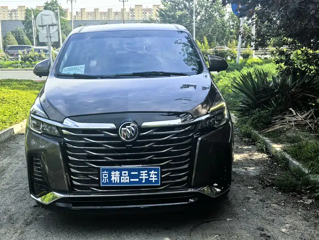 Buick GL8 2023