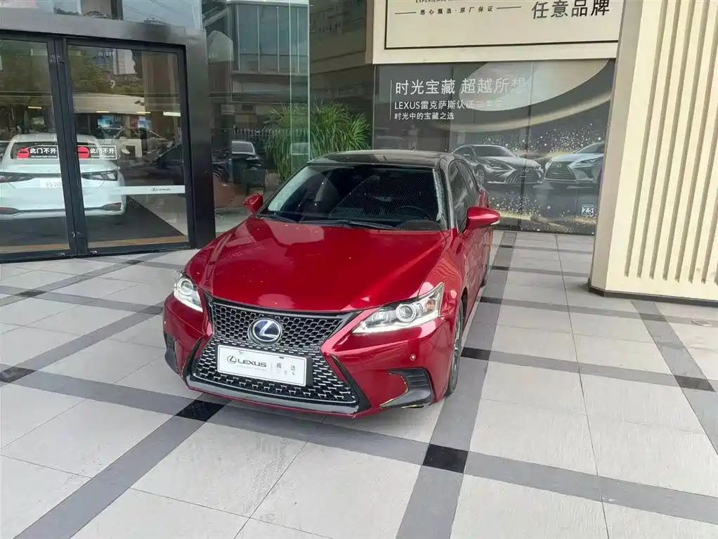Lexus CT 2018