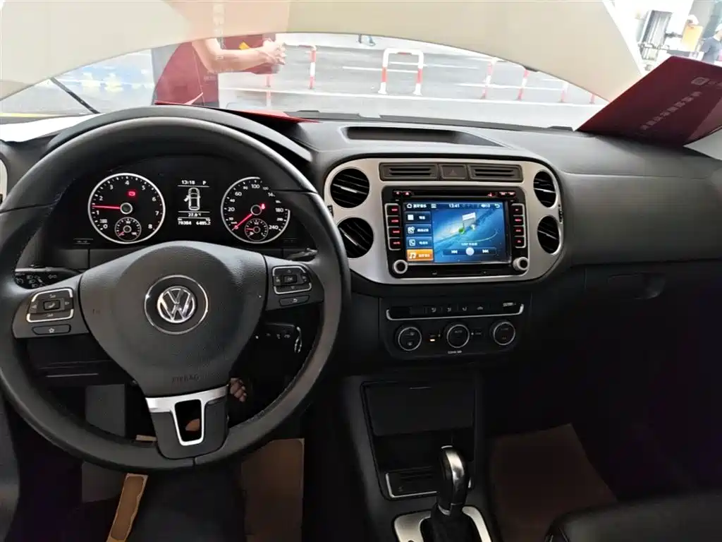 Volkswagen Tiguan 2017 — фото 10