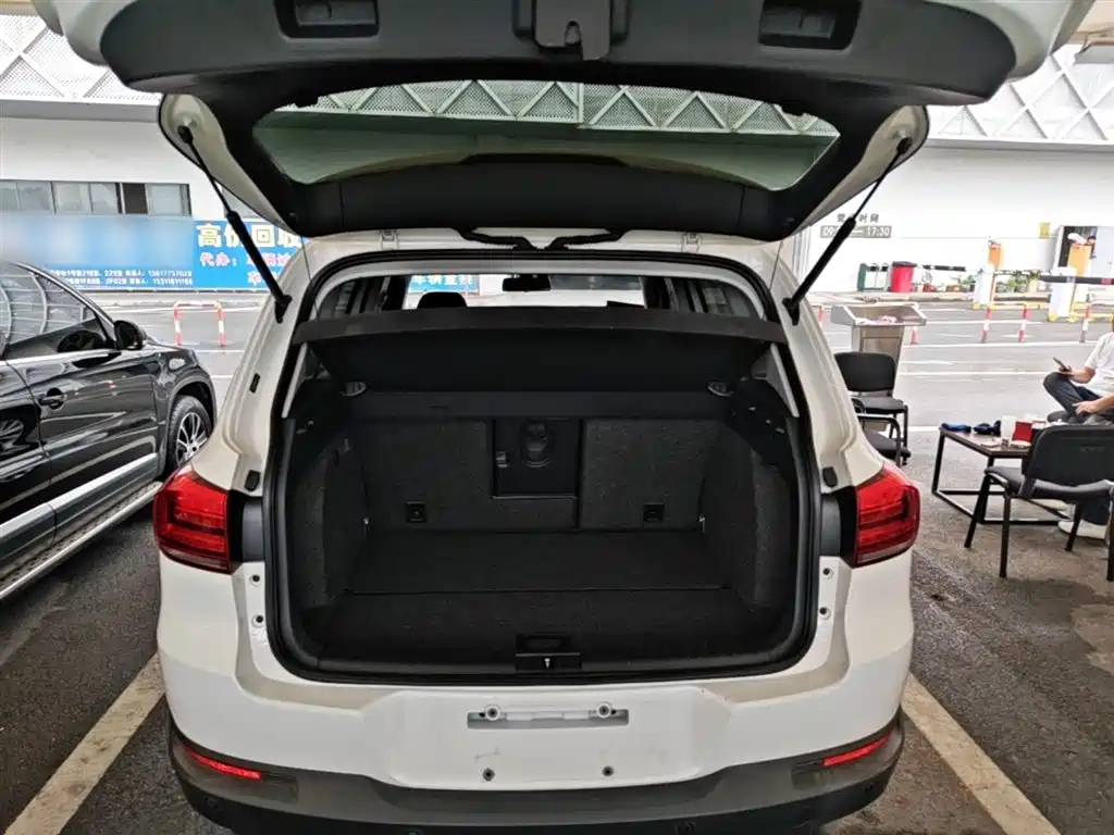 Volkswagen Tiguan 2017 — фото 19