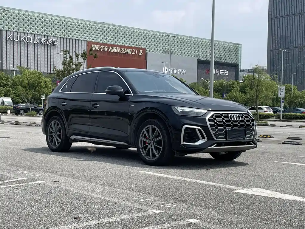 Audi Q5L 2022 — фото 4