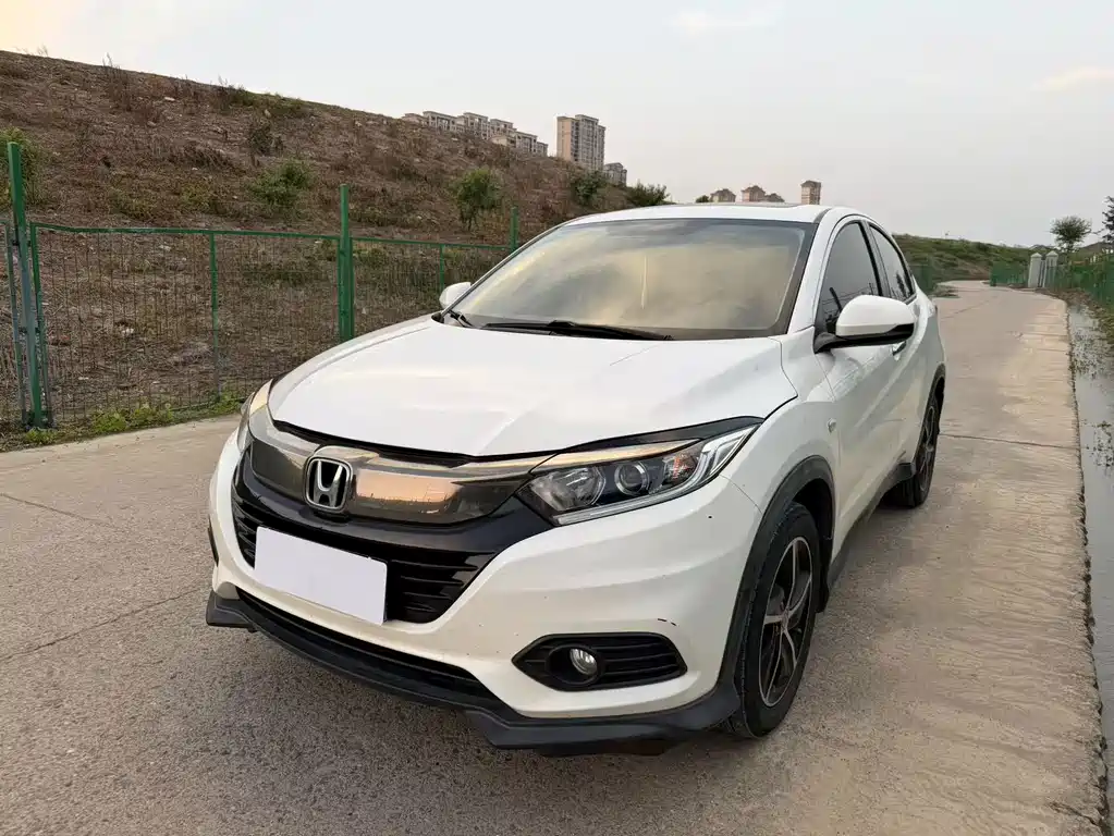 Honda Vezel 2020 — фото 1
