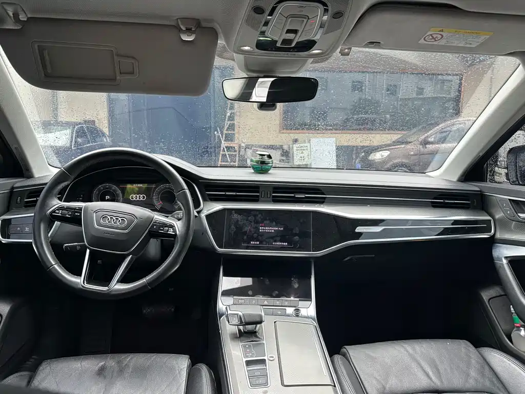 Audi A6L 2021