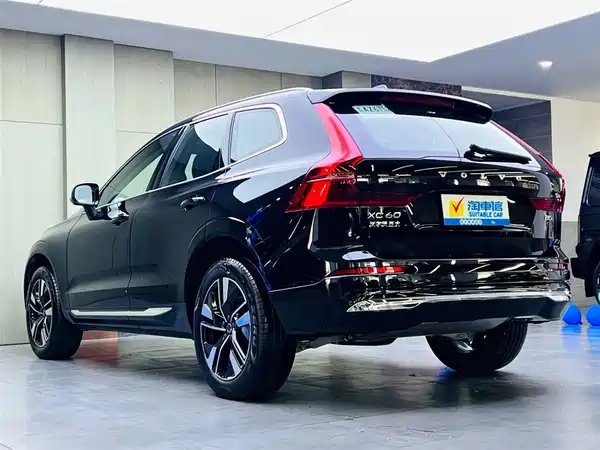 Volvo XC60 2026