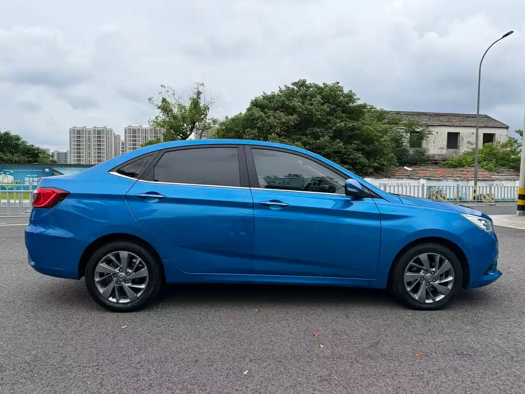 Changan Eado DT 2019 — фото 7