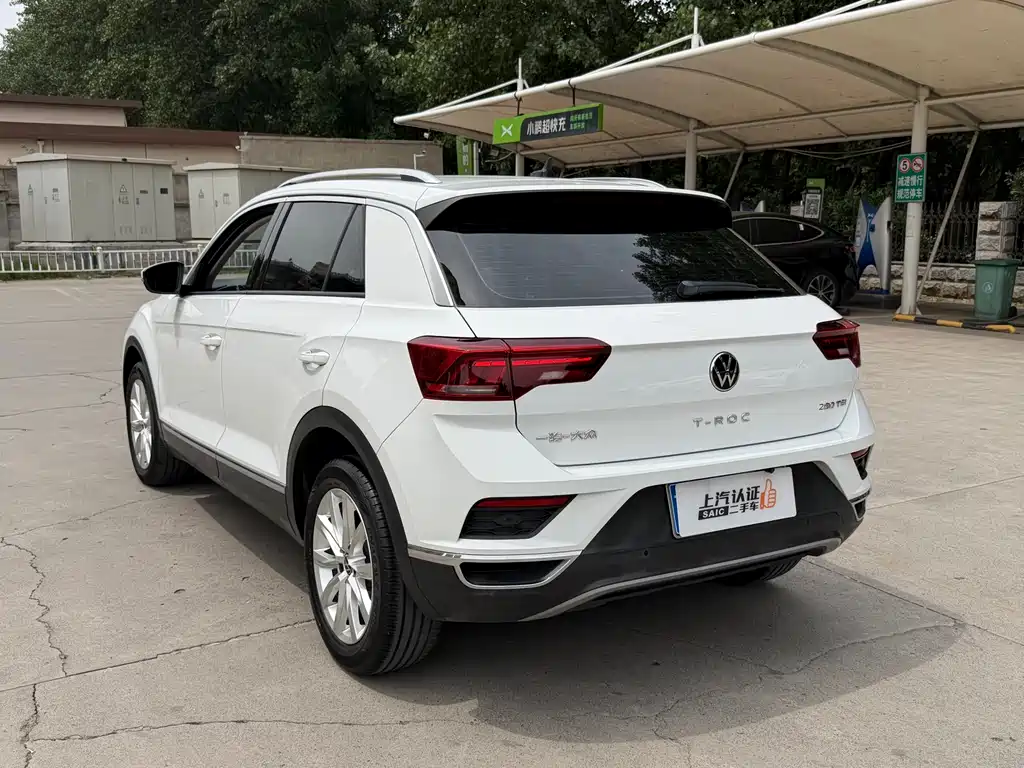 Volkswagen T-Roc 2022 — фото 9