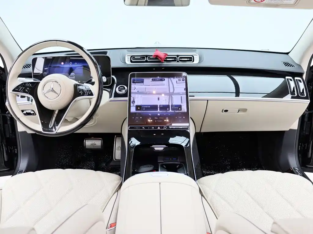 Mercedes-Benz Maybach S-Class 2023 — фото 16