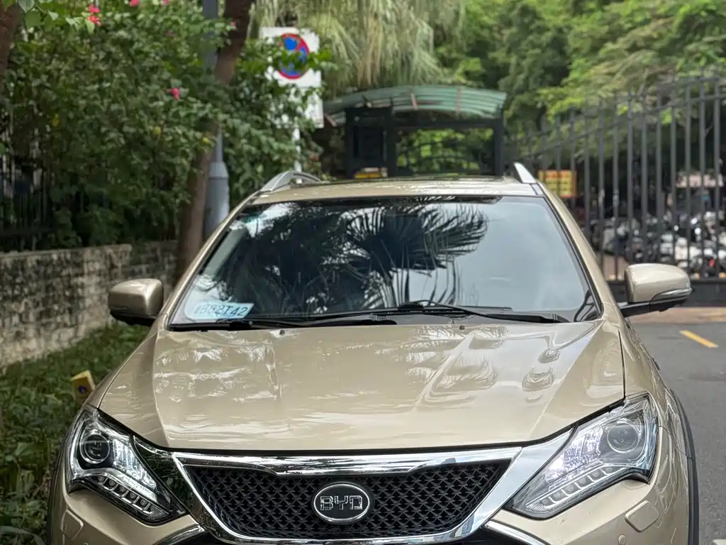 BYD Tang New Energy 2016
