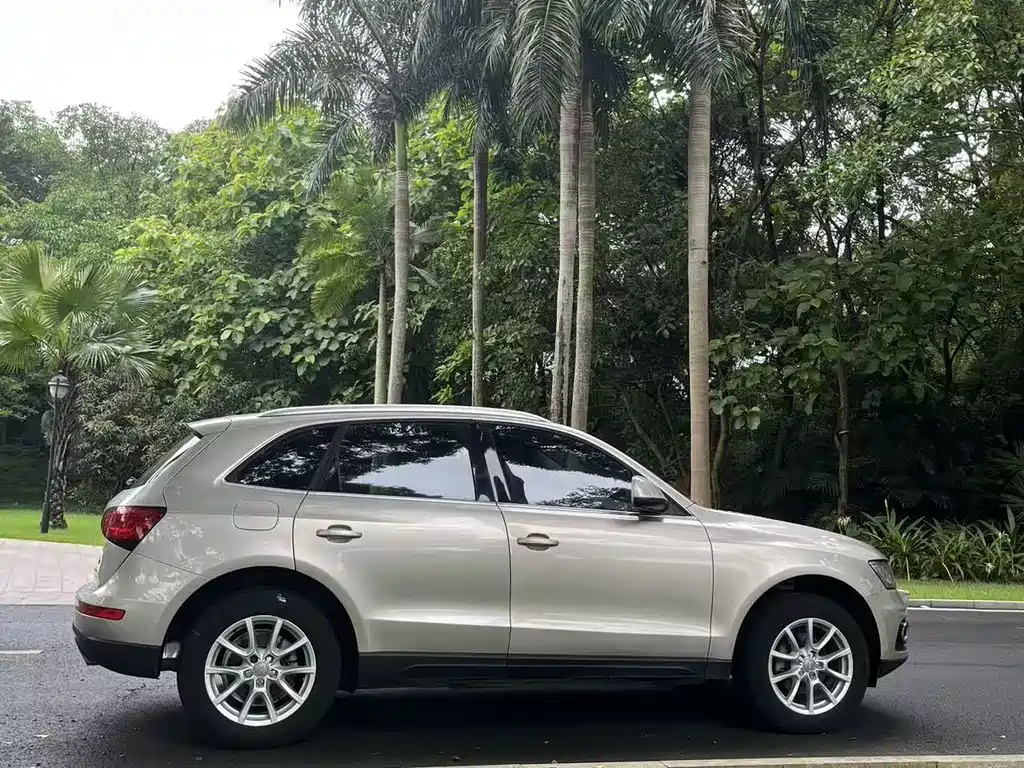 Audi Q5 2014