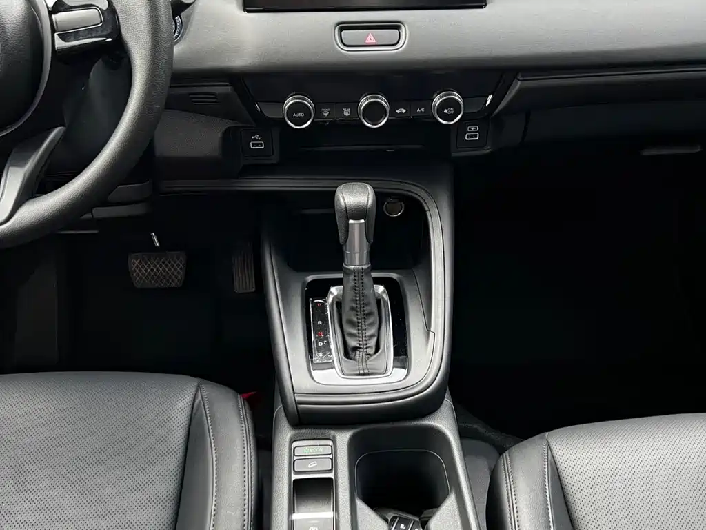 Honda Vezel 2023 — фото 11