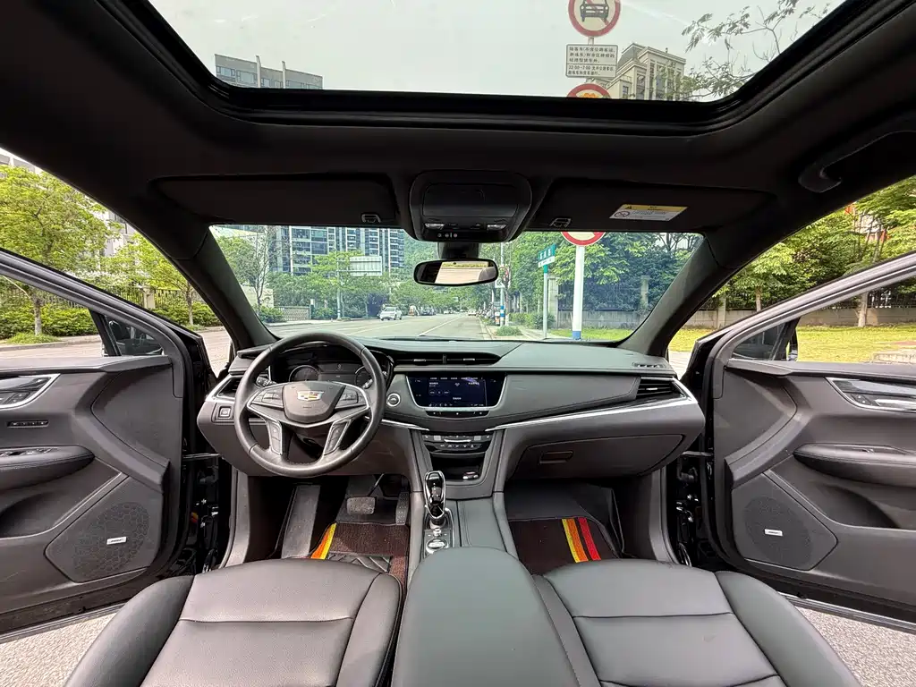 Cadillac XT5 2021 — фото 17