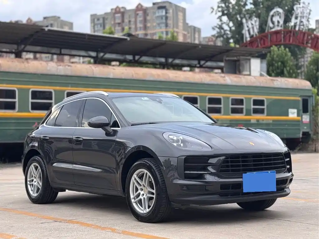 Porsche Macan 2020 — фото 3