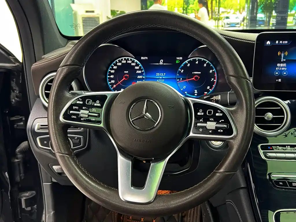 Mercedes-Benz GLC 2022 — фото 12