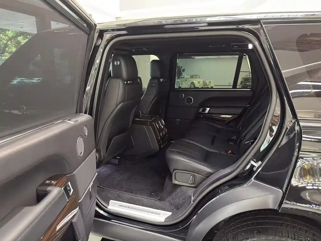 Land Rover Range Rover 2015 — фото 18