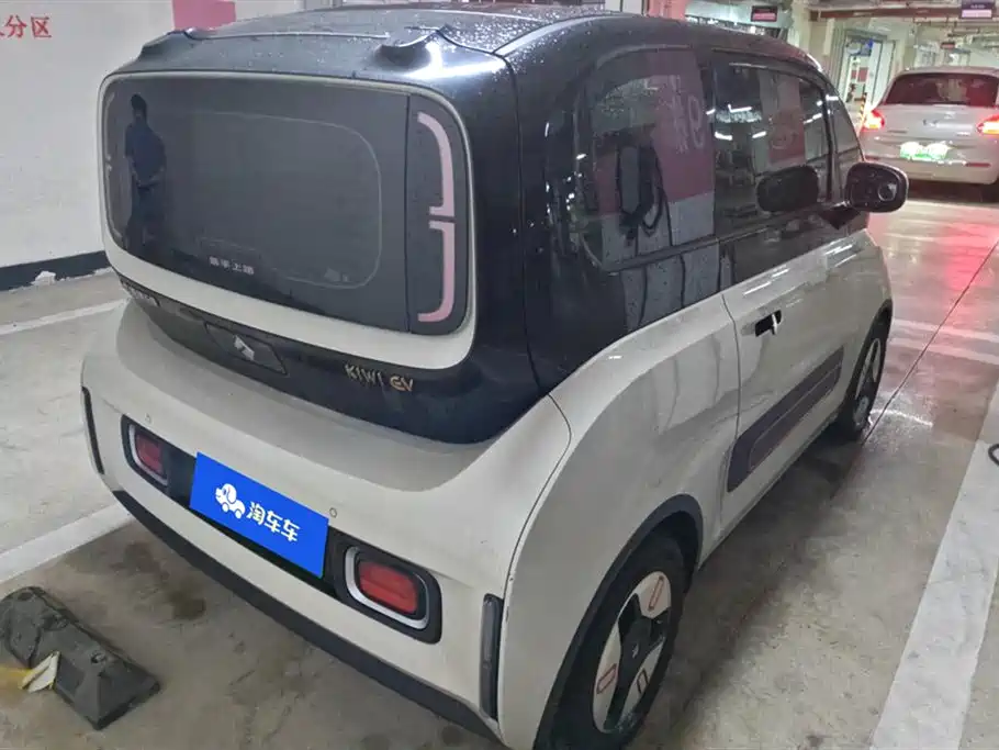 Baojun KiWi EV 2022 — фото 3