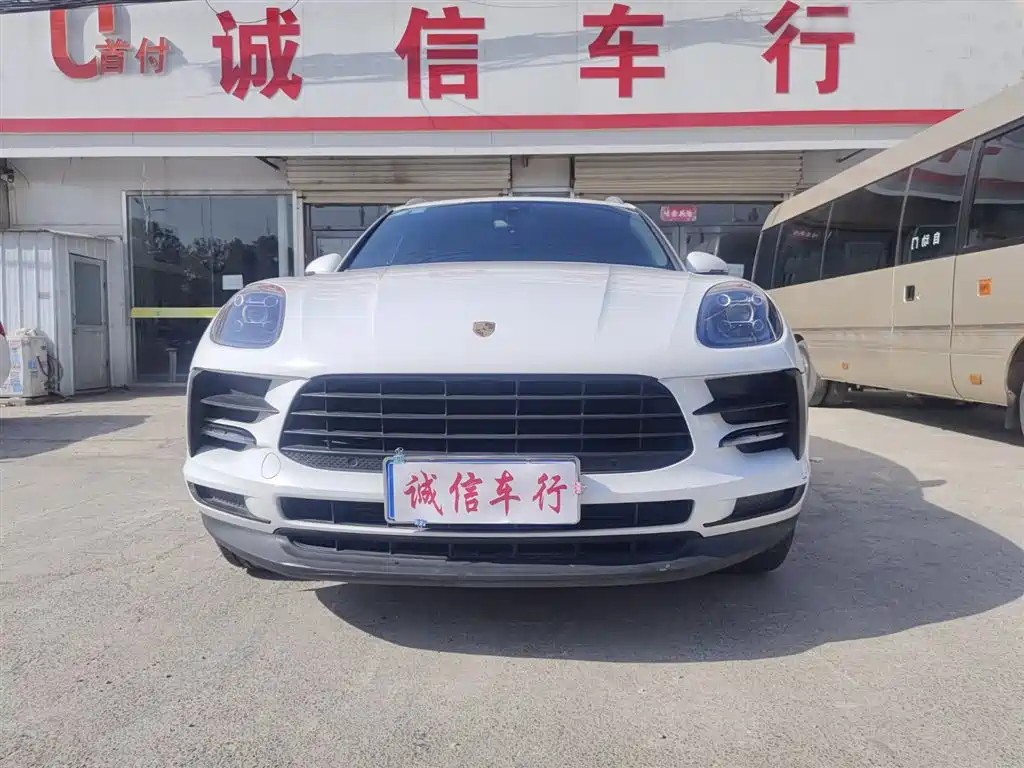 Porsche Macan 2020 — фото 2