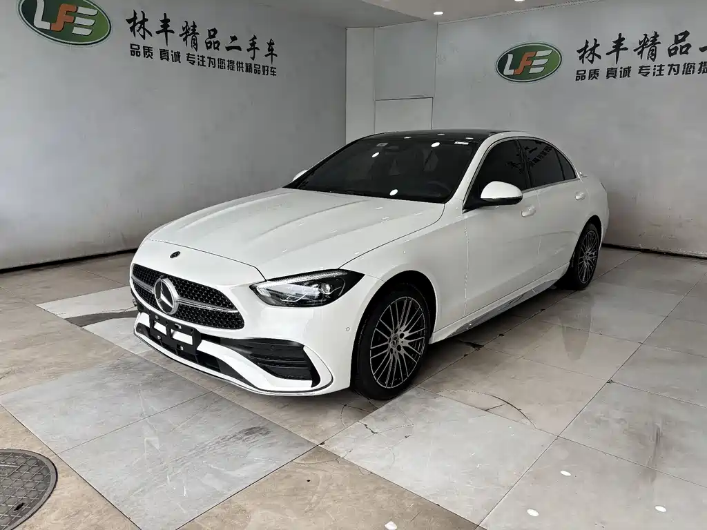 Mercedes-Benz C-Class 2025