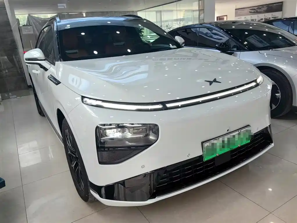 XPeng G9 2025