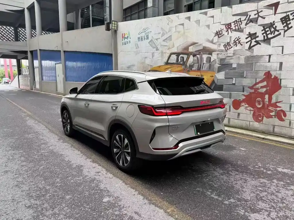 BYD Song PLUS New Energy 2024 — фото 4