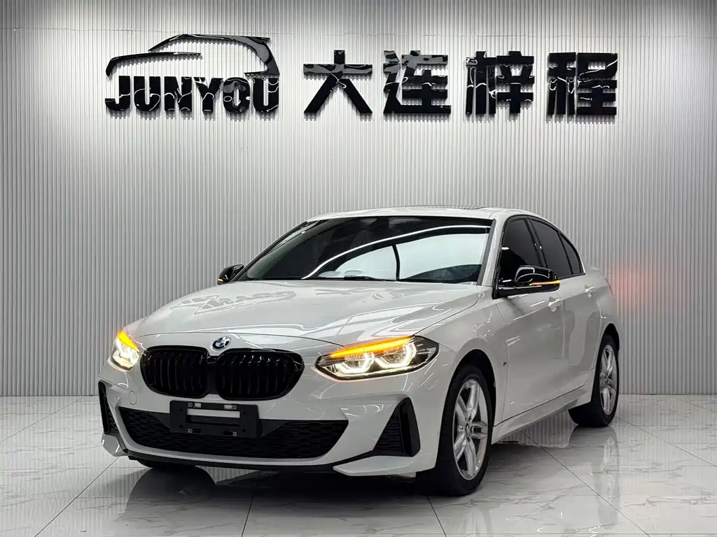 BMW 1 Series 2023