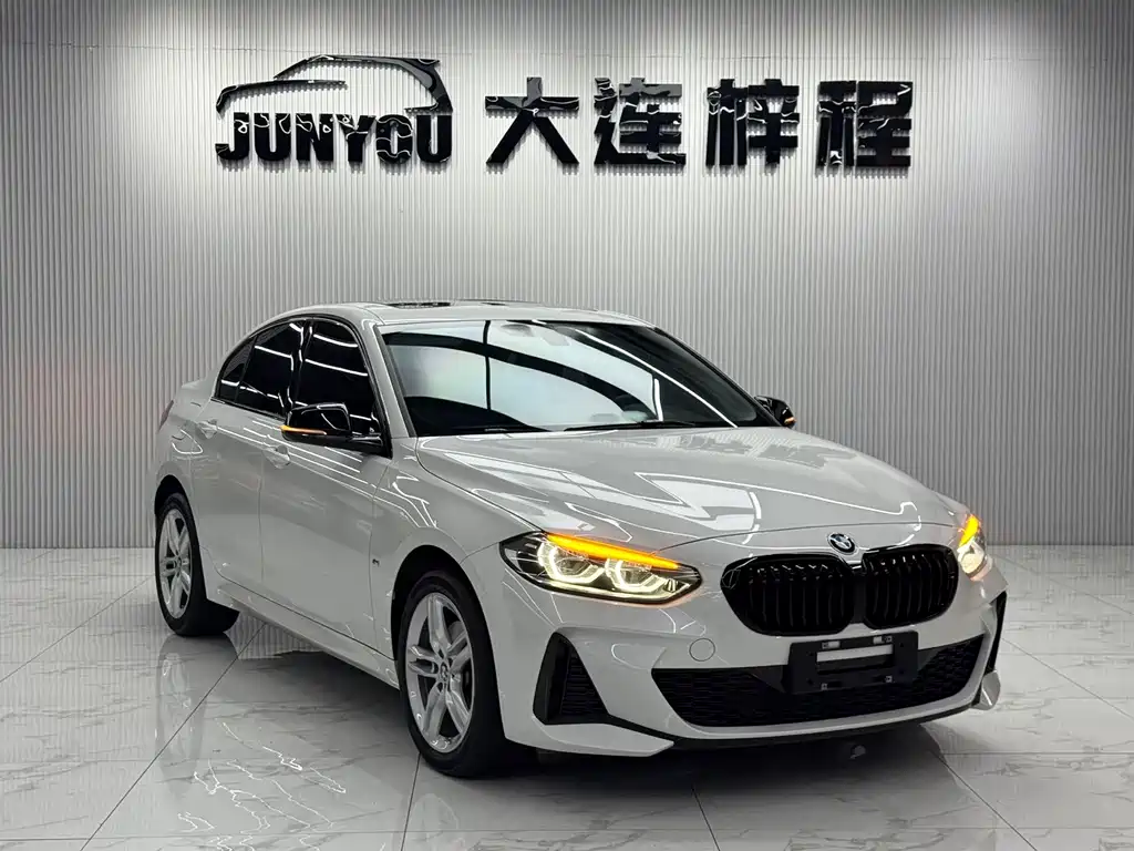 BMW 1 Series 2023