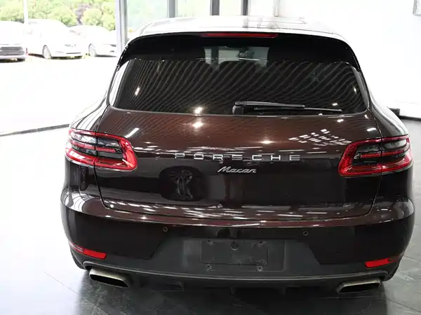 Porsche Macan 2016