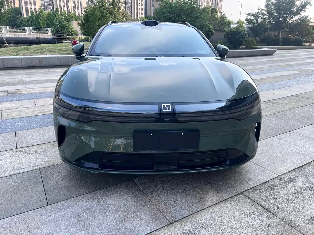 Zeekr 007 GT 2025