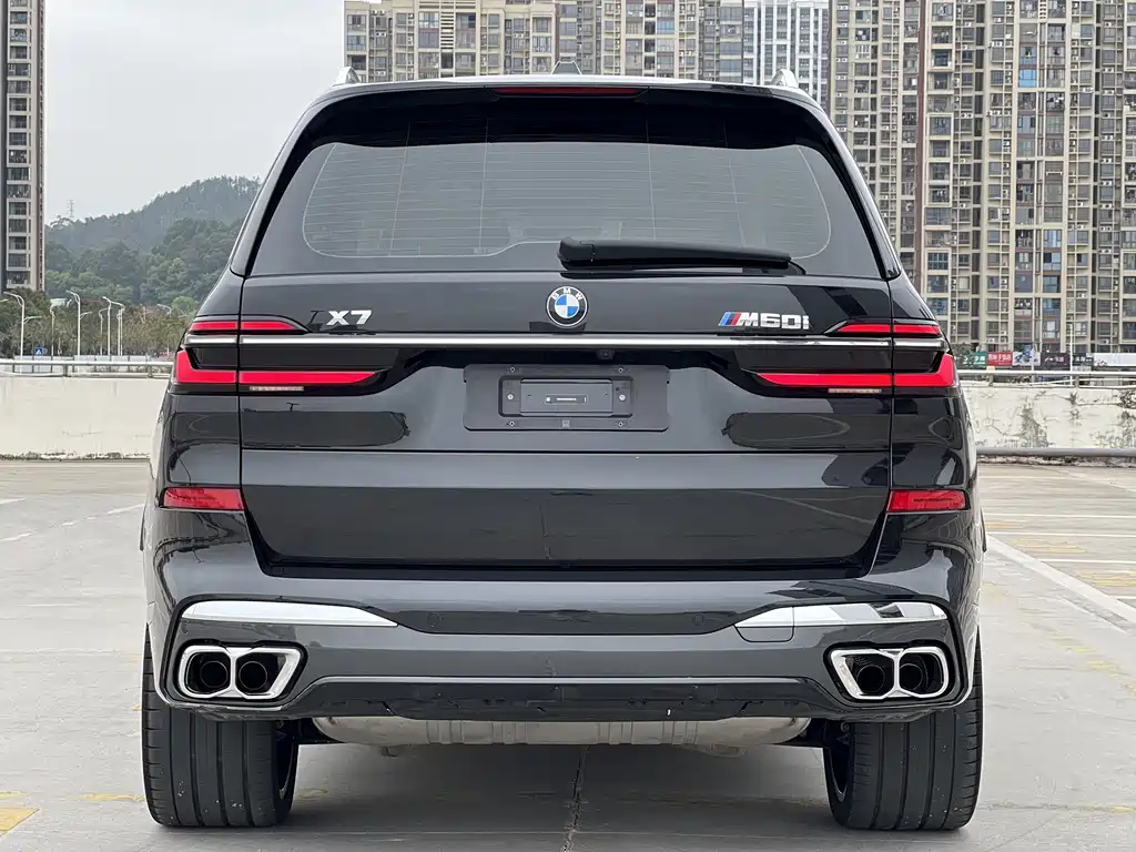 BMW X7 M60i 2025 — фото 11