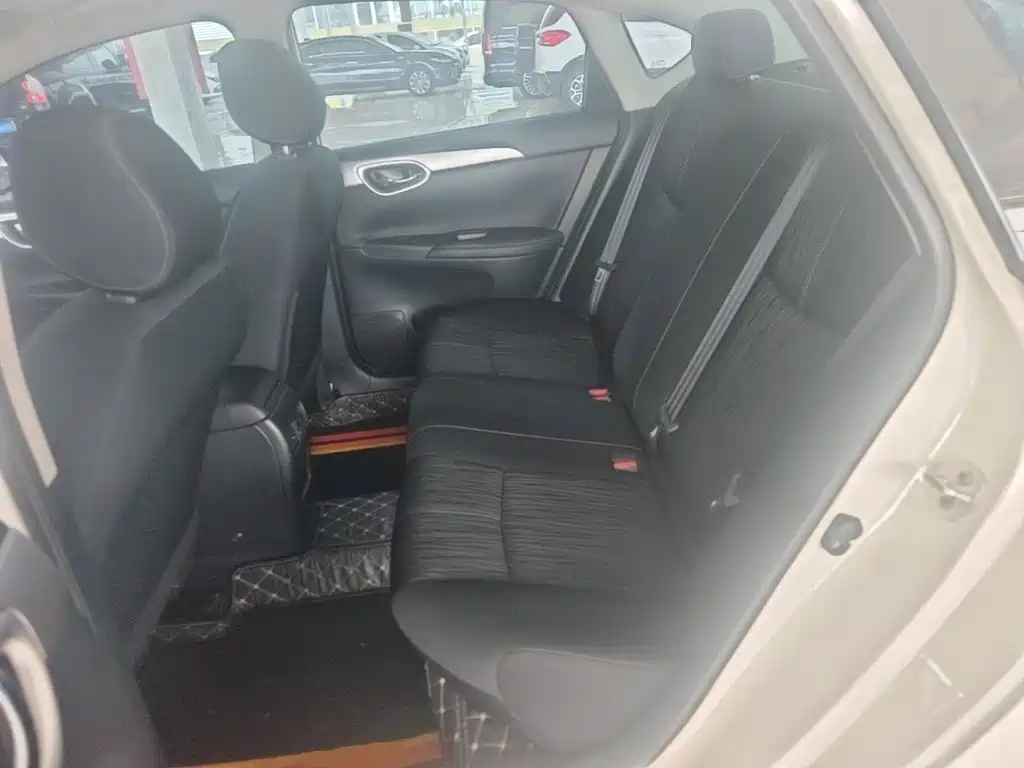 Nissan Sylphy 2023 — фото 17