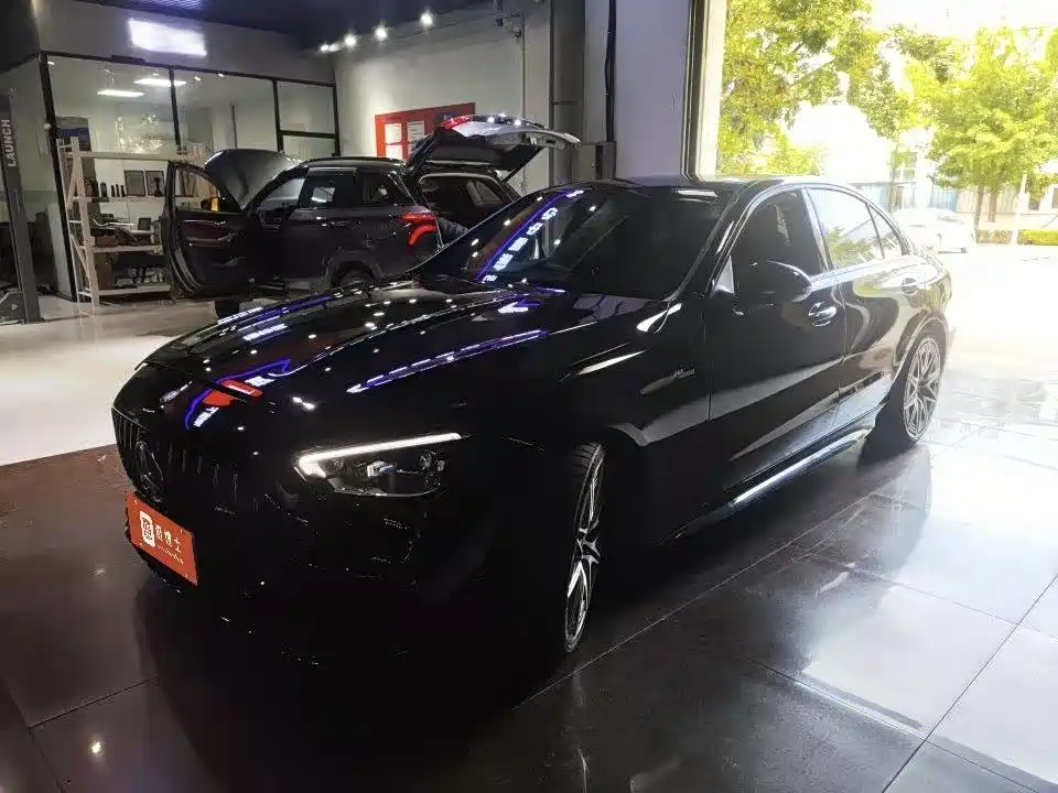 Mercedes-Benz C-Class AMG 2025