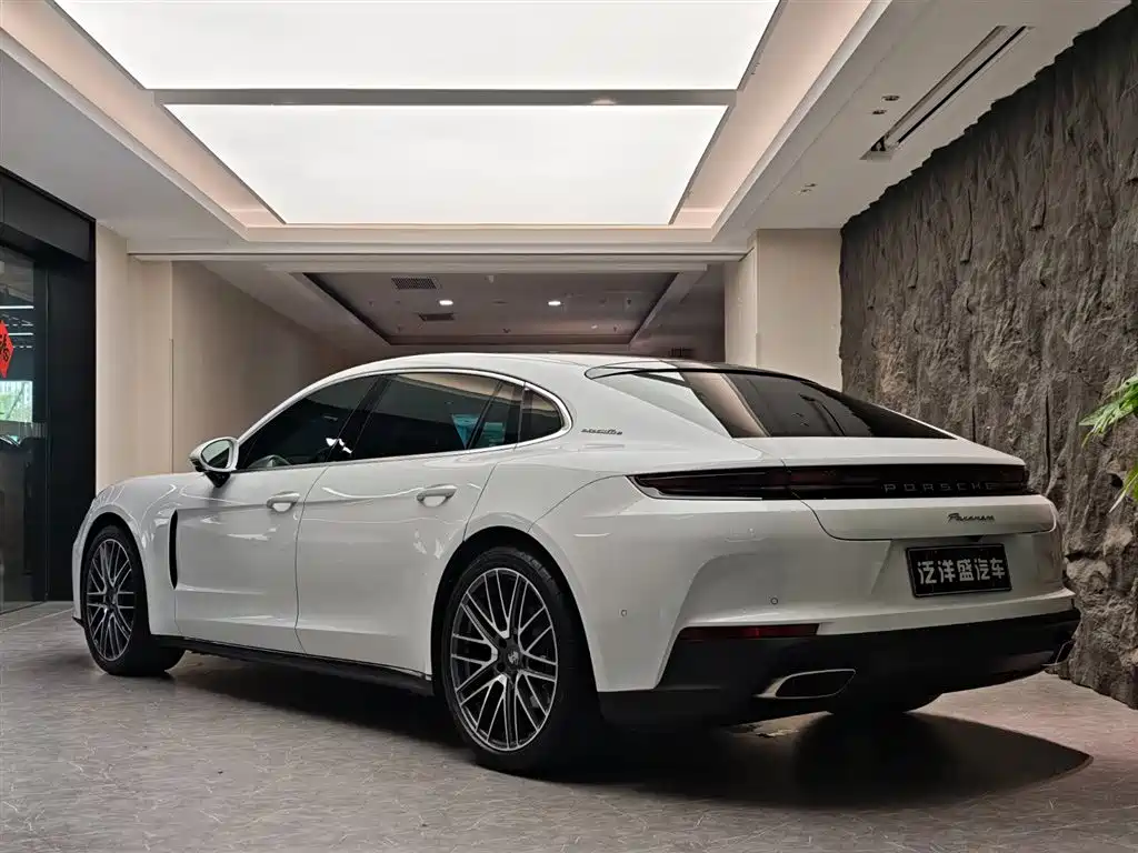 Porsche Panamera 2026 — фото 19
