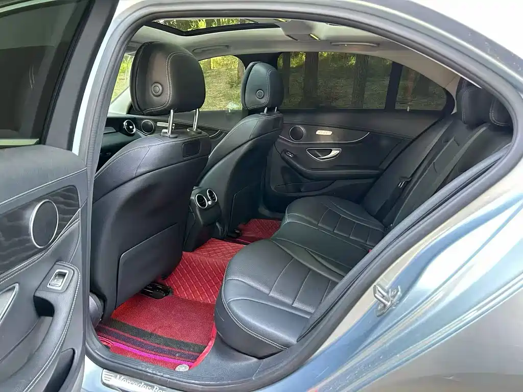 Mercedes-Benz C-Class 2018