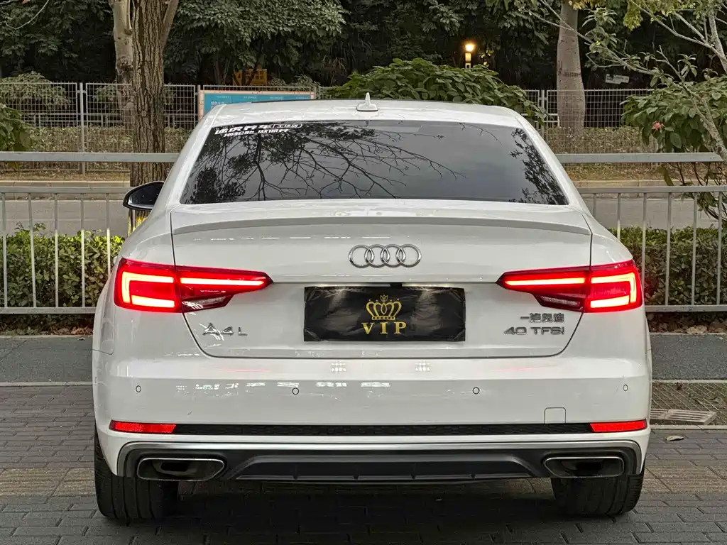 Audi A4L 2019 — фото 8