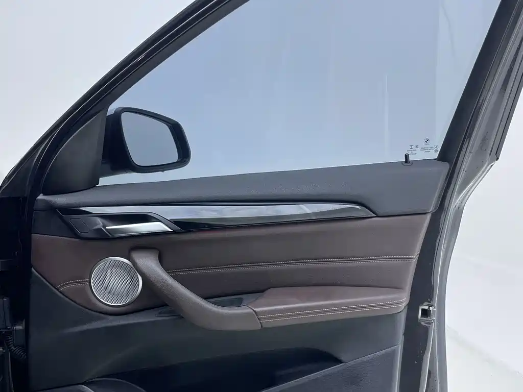 BMW X1 2022 — фото 23