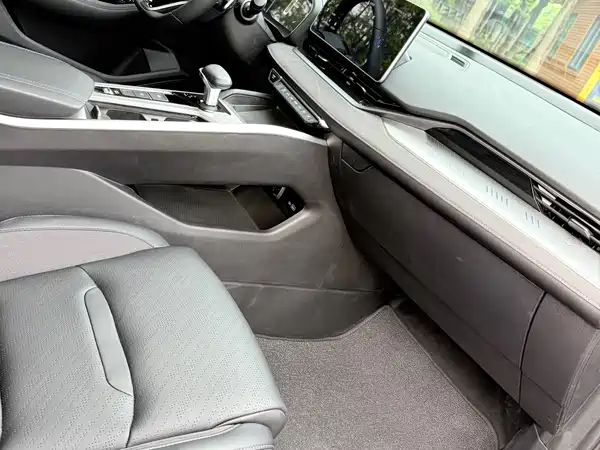 Geely Xingrui 2024