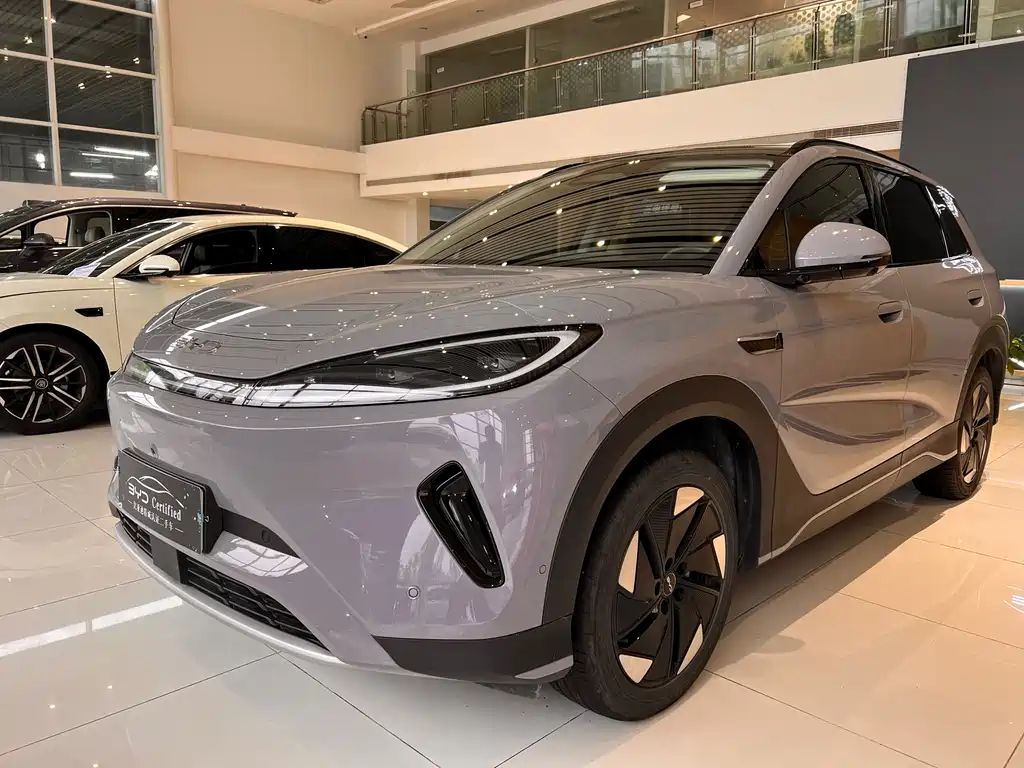 BYD Sealion 05 EV 2025 — фото 3