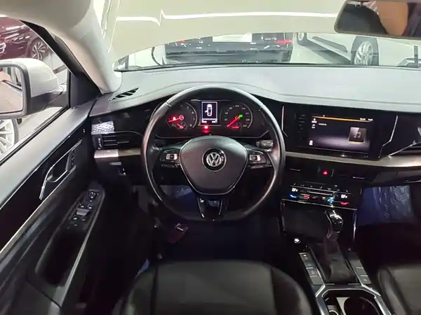 Volkswagen Passat 2020