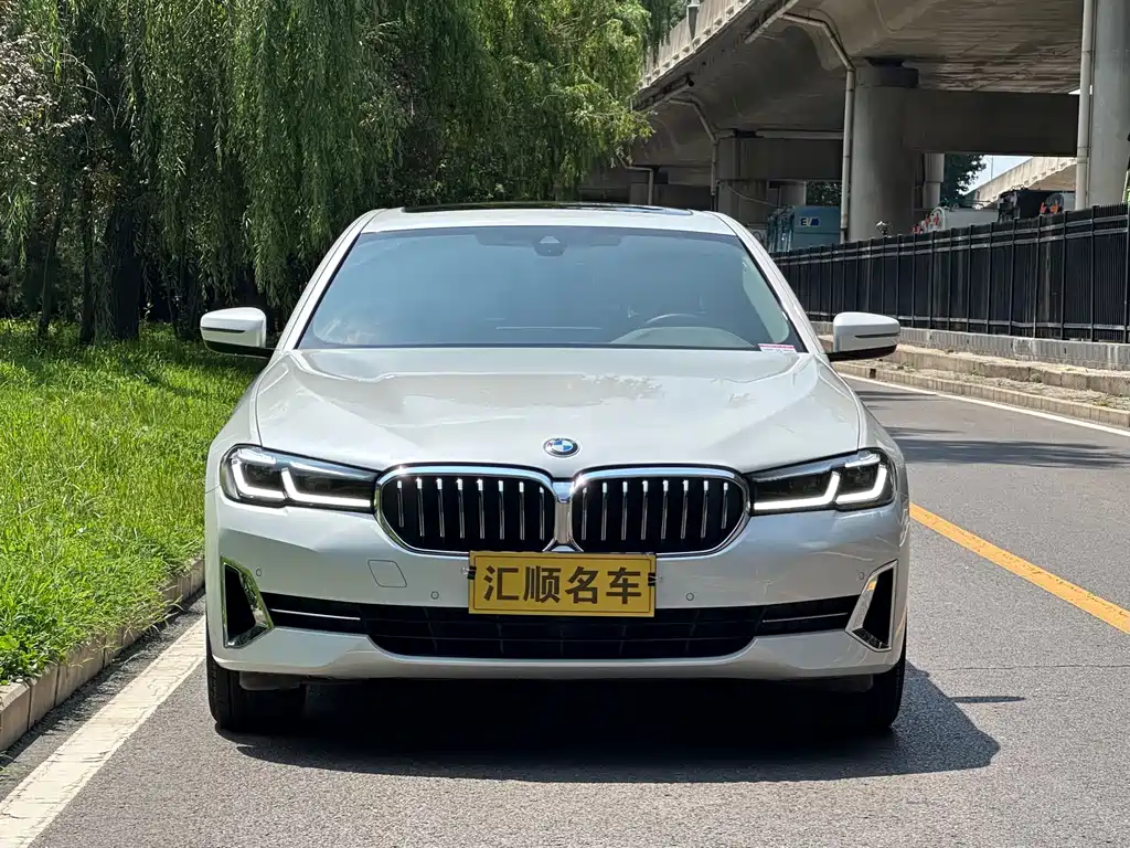 BMW 5 Series 2023