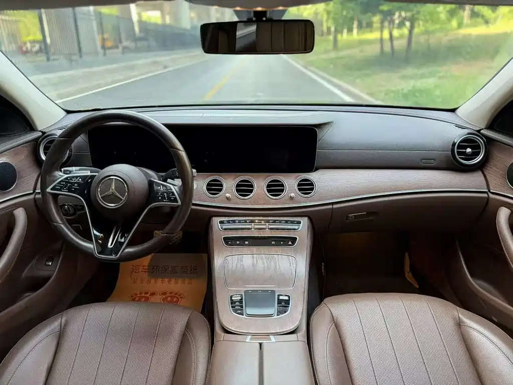 Mercedes-Benz E-Class 2021