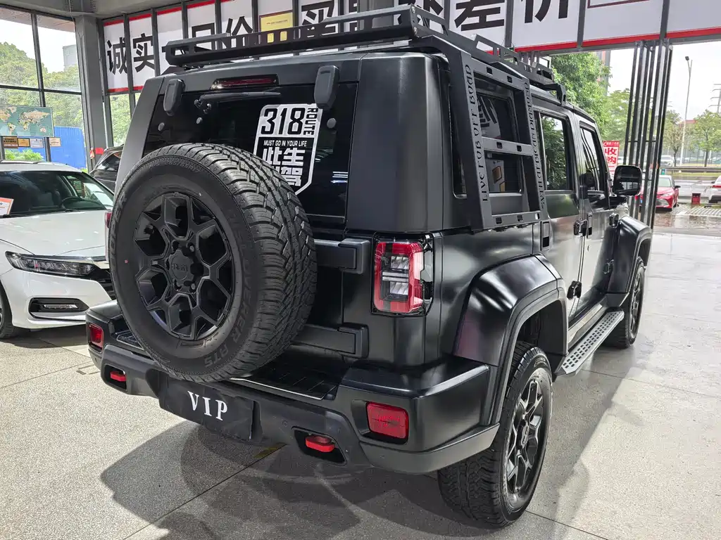 BAIC BJ40 2024 — фото 4