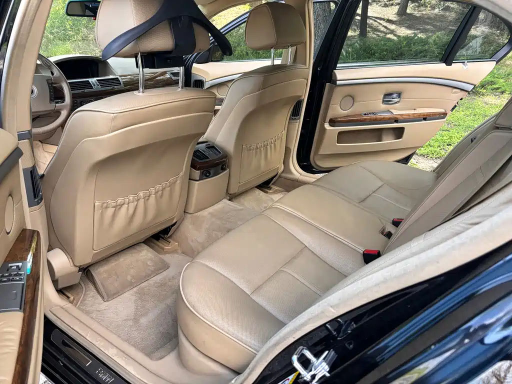 BMW 7 Series 2002 — фото 8