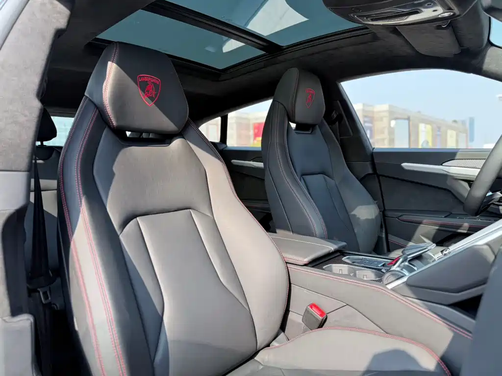 Lamborghini Urus 2019 — фото 20