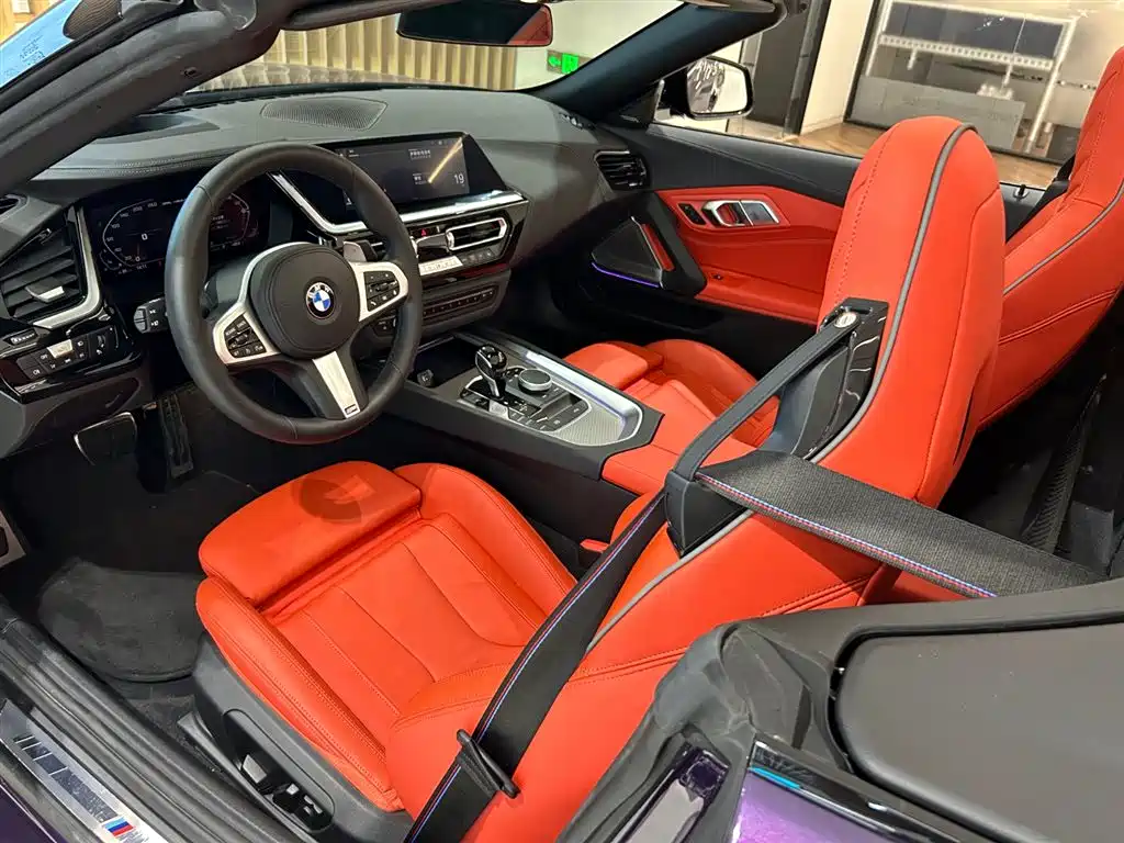 BMW Z4 M40i 2024 — фото 3