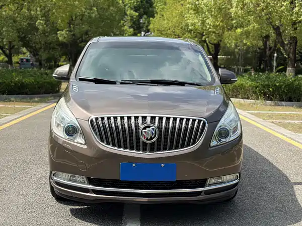 Buick GL8 2016