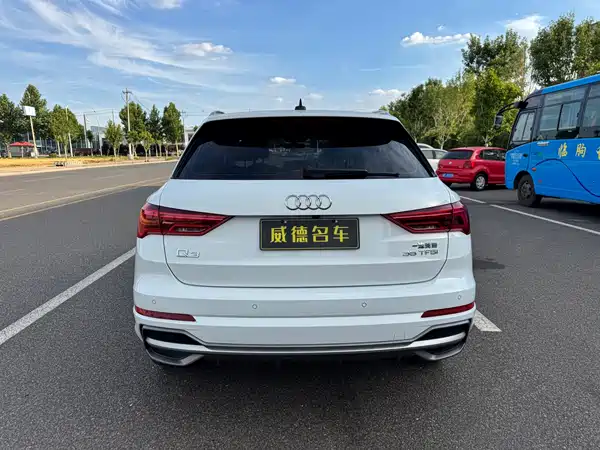 Audi Q3 2023