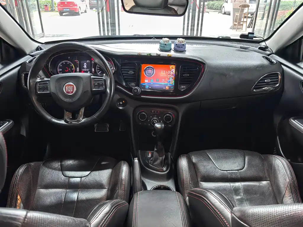 Fiat Delight 2015 — фото 16
