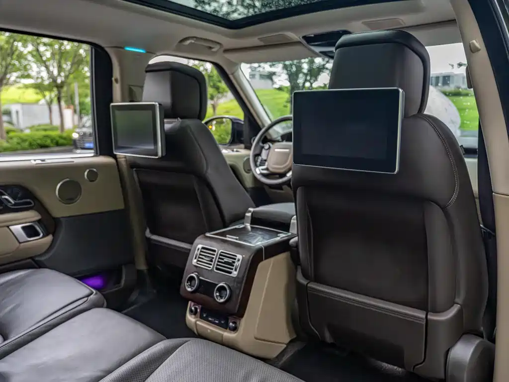 Land Rover Range Rover 2020 — фото 9