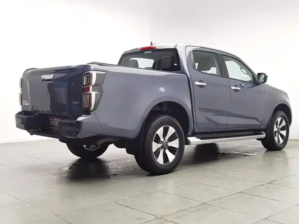 Isuzu D-MAX 2022